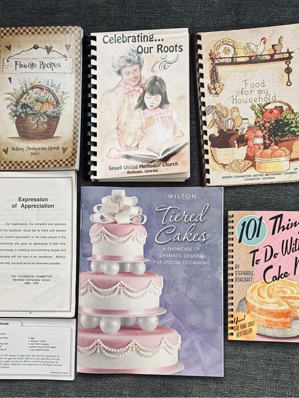 Wilton Tiered Cakes Cookbook - Pink, White and Purple Cover